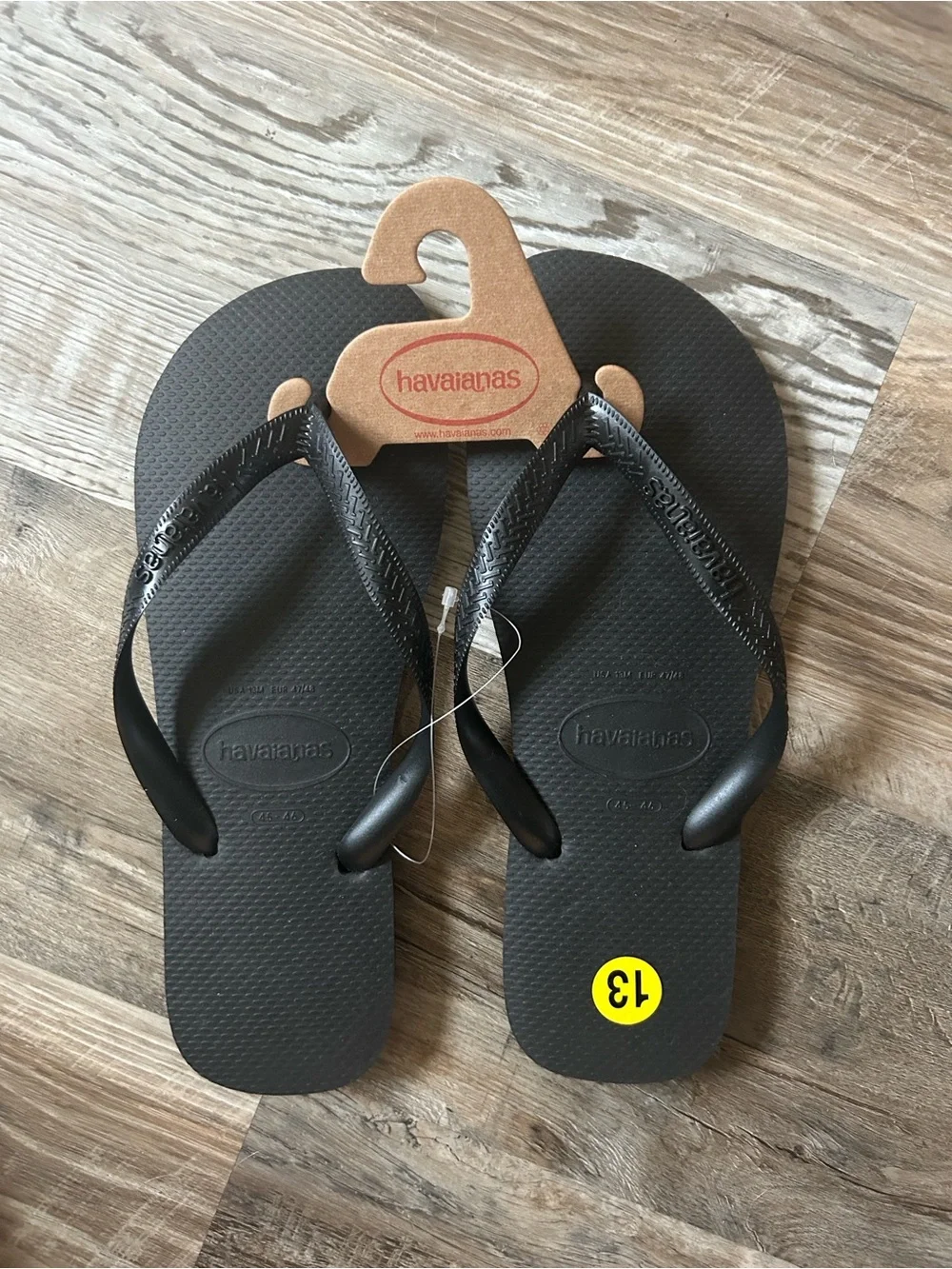 NWT Havaianas Men's flip-flop sandals 13